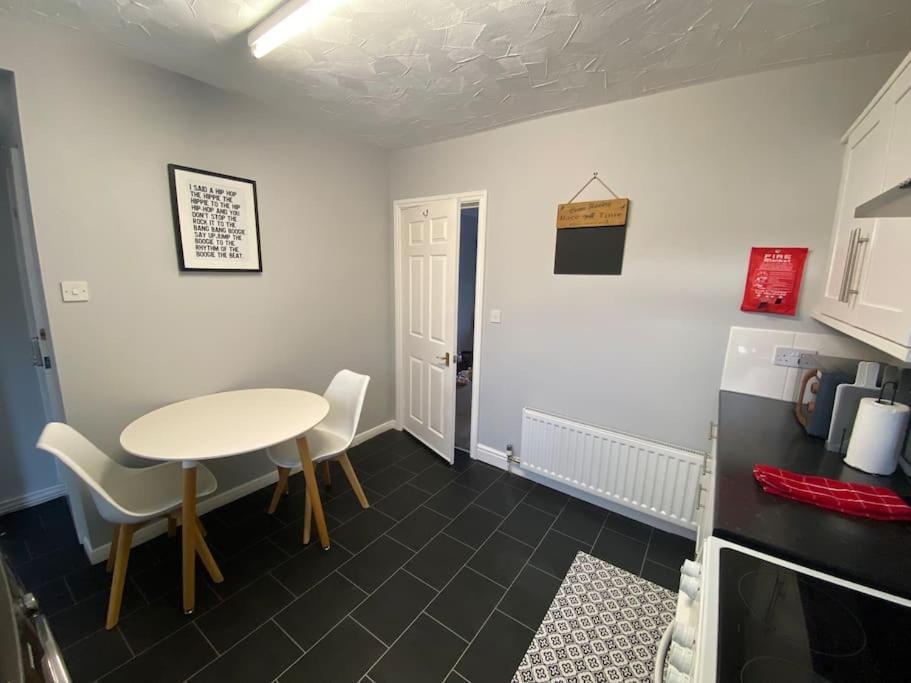Seaside 2 Bed Townhouse, Near Cleethorpes Stationヴィラ エクステリア 写真